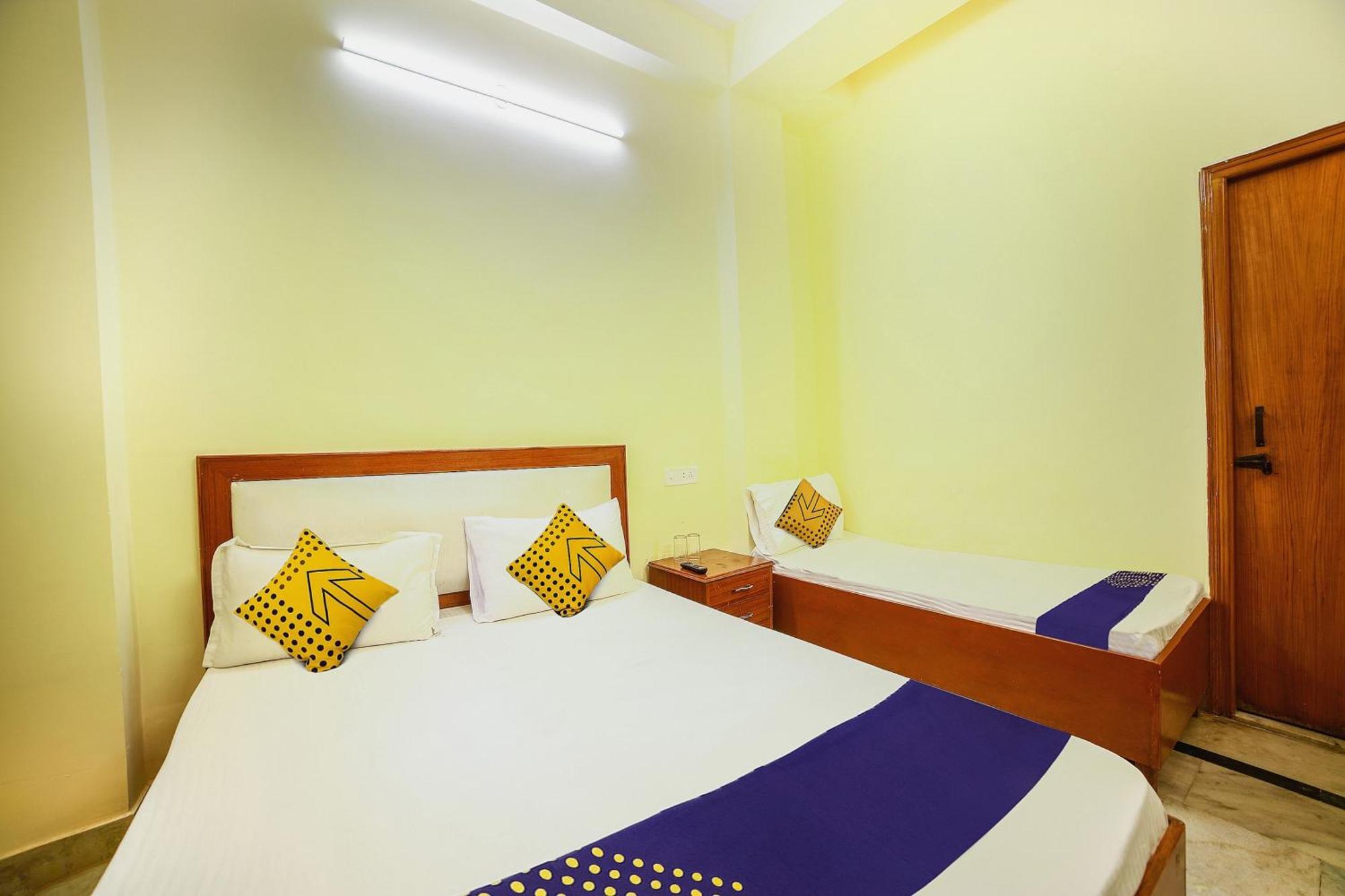 Om Paharganj Hotel New Delhi