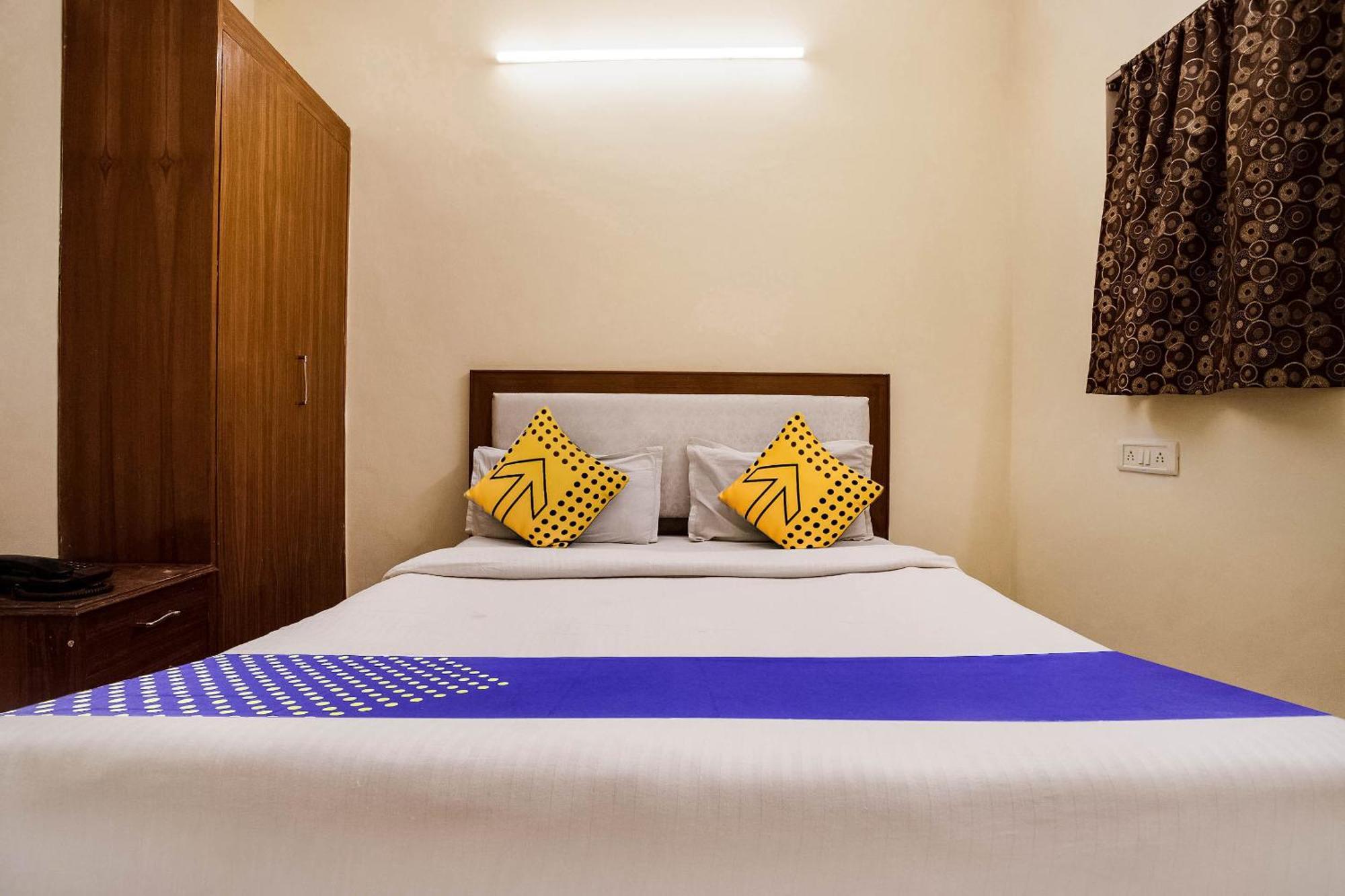 Om Paharganj Hotel New Delhi