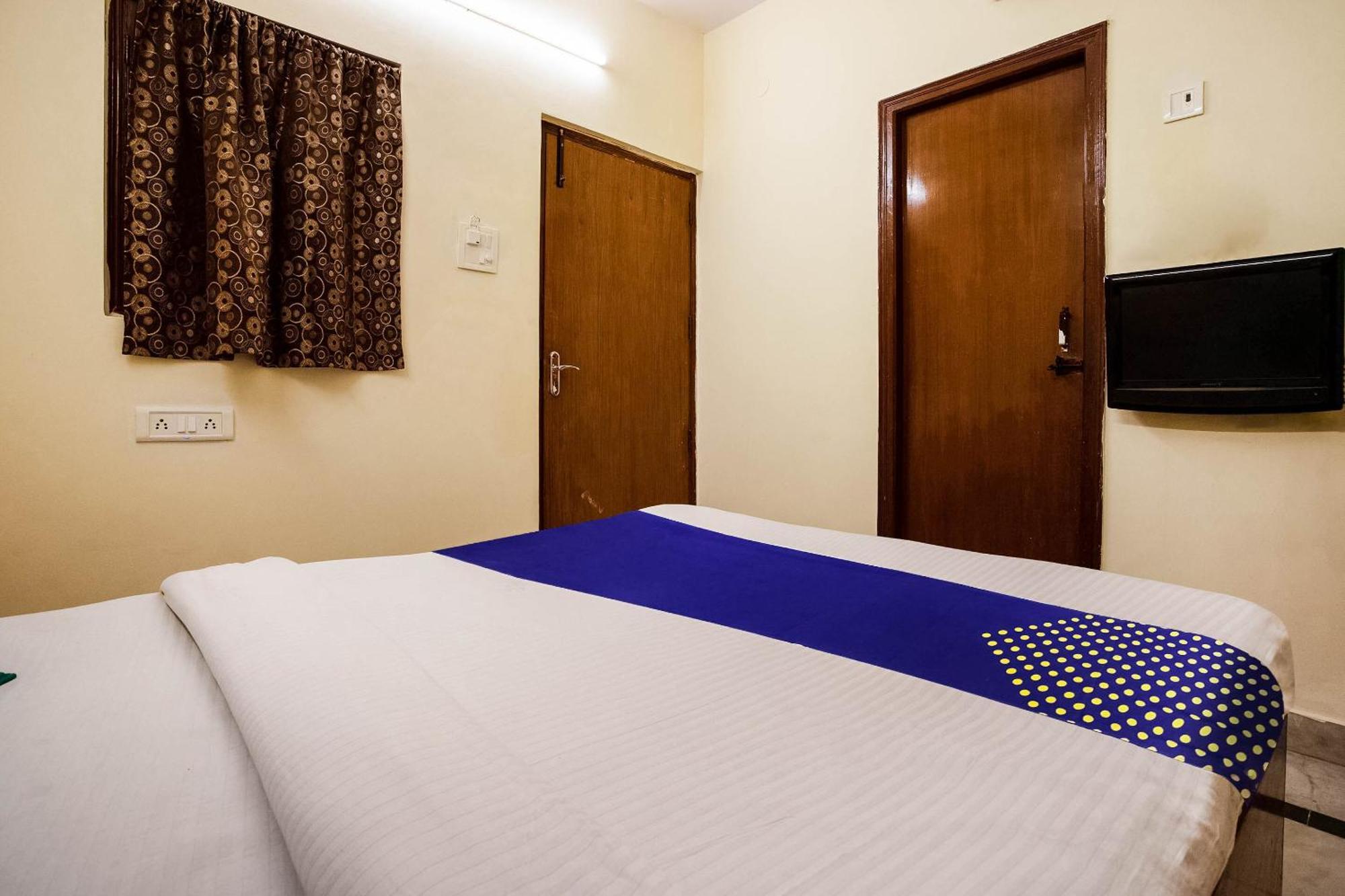 Hotel Om Paharganj New Delhi